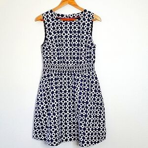 Boden NWT Blue White Sleeveless Smocked Waist Summer Mini Dress sz 6 Geometric